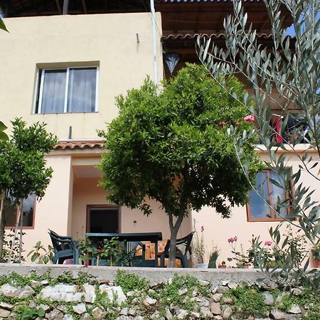 Guest House Noah&Kristel Berat Extérieur photo