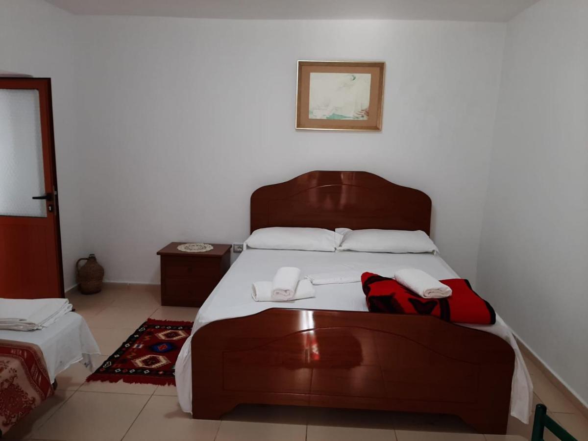 Guest House Noah&Kristel Berat Extérieur photo