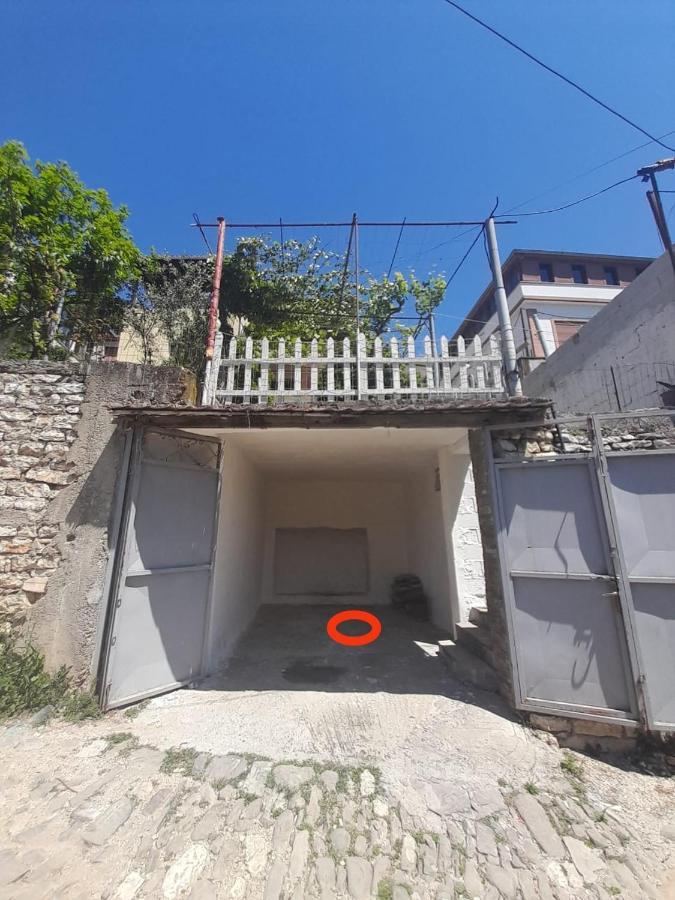 Guest House Noah&Kristel Berat Extérieur photo